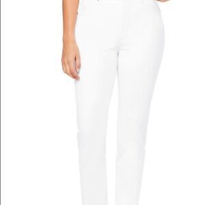 Gloria Vanderbilt Amanda White Mom Denim Jeans SZ 10 NWOT